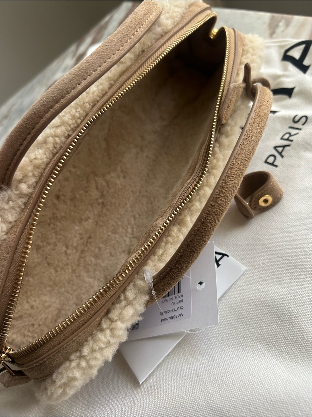 Alaia teckel Tan Shearling Suede clutch Bag - Picture 10 of 11